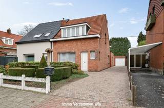 Charmante woning met aangename tuin te Duffel. Deze knappe woning werd steeds met de grootste zorg onderhouden en biedt vele mogelijkheden. In 1996...