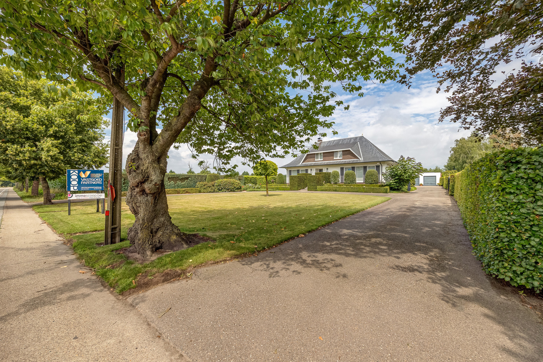 House for sale in Rijkevorsel with 5 bedrooms - photo 1