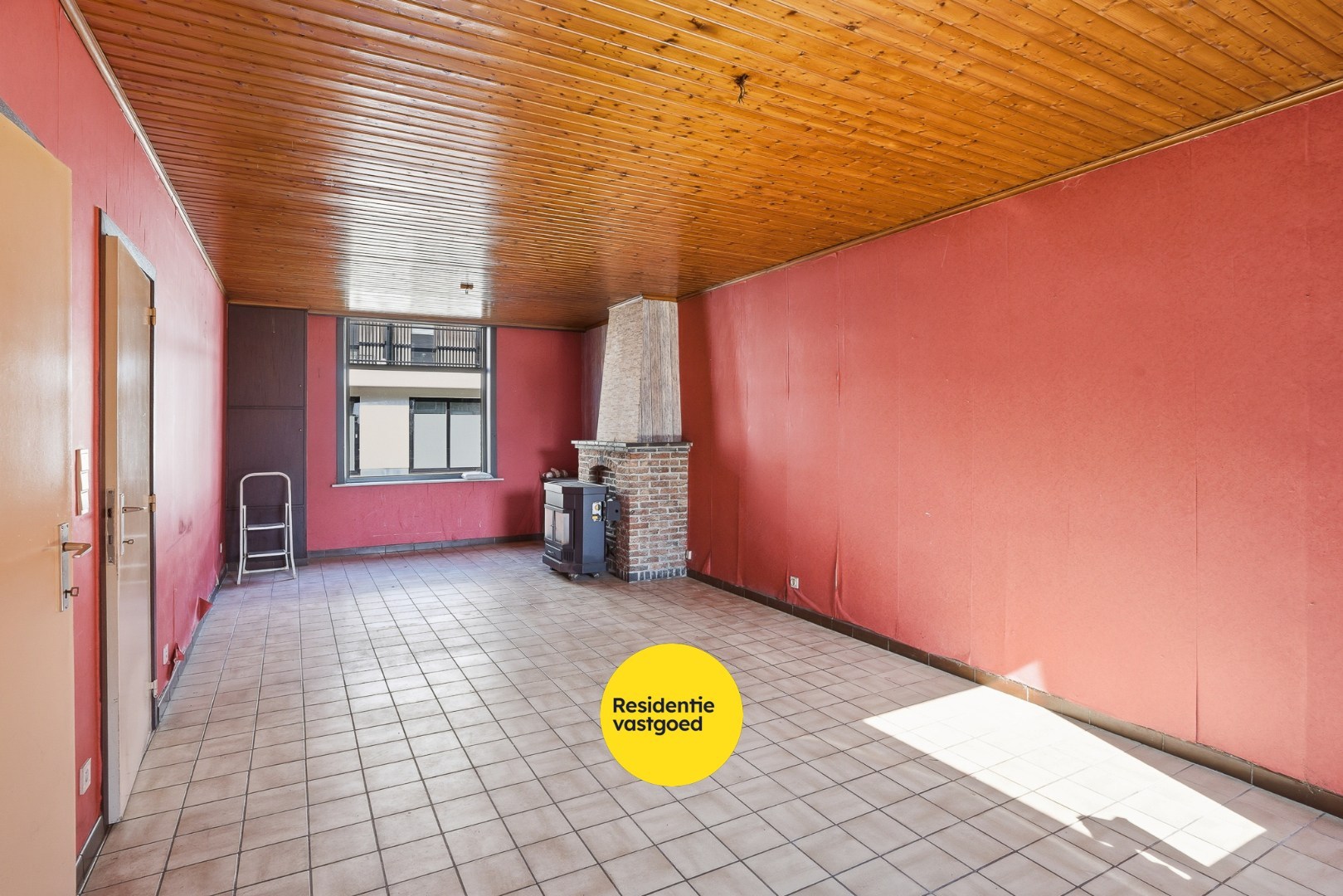 Te renoveren woning in centrum Eernegem - foto 5