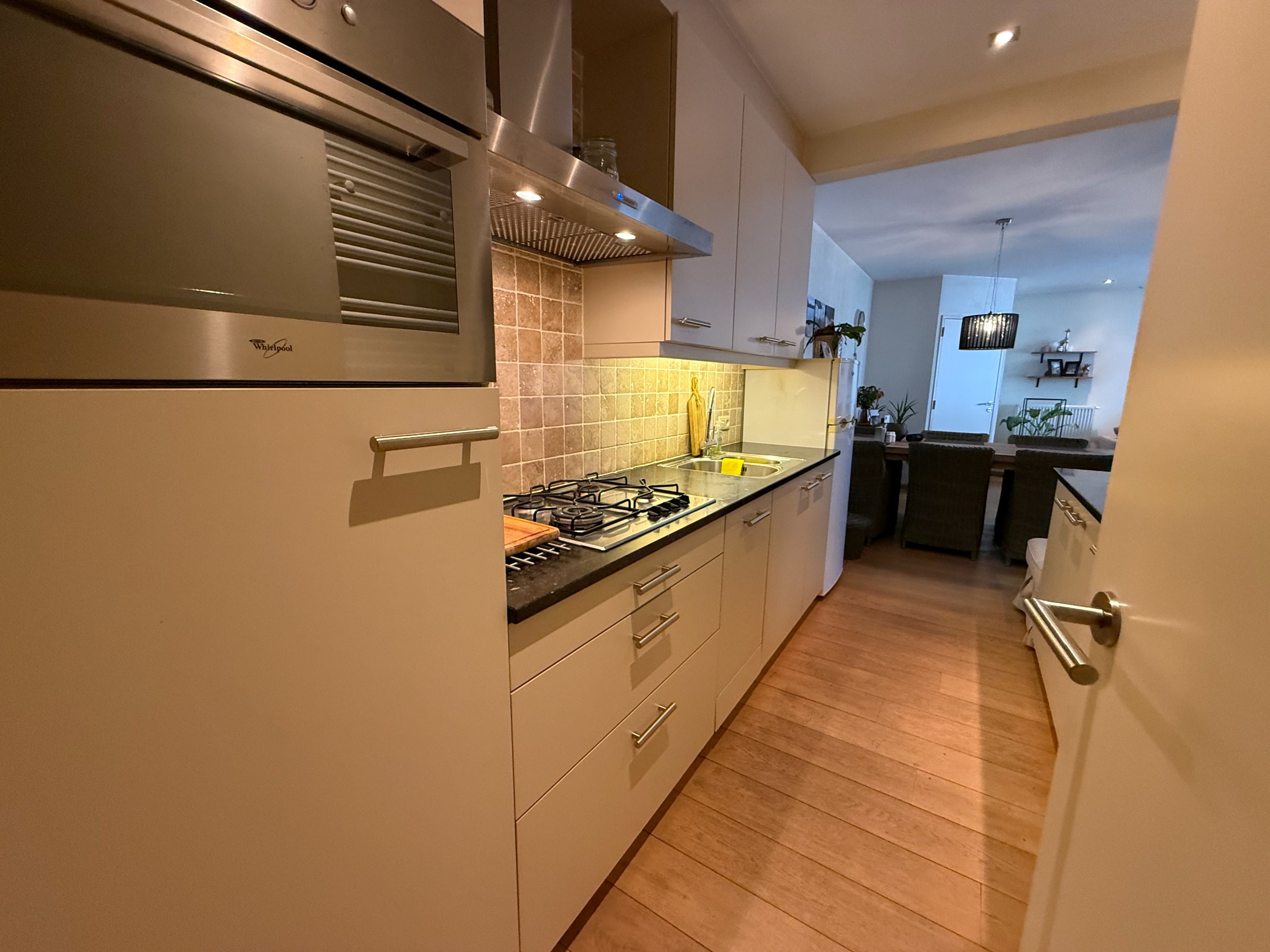 Sfeervol appartement op de eerste verdieping met 2 slaapkamers - foto 3