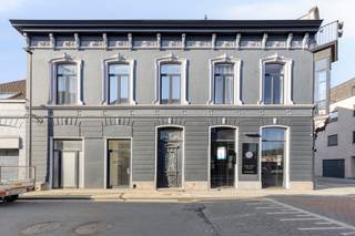 In residentie "De Dekenij" (herenhuis met uitstraling) bevindt zich dit instapklaar hoek appartement (78m² bewoonbare oppervlakte, EPC 179,...