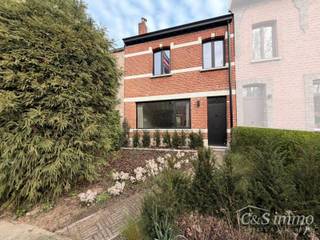 This tastefully renovated property is situated in the pleasant residential area of Mariaburg, within walking distance of shops and public...
