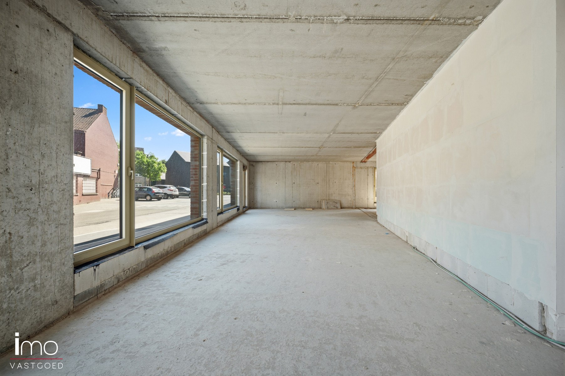 Commerciële ruimte + parkeerplaatsen op toplocatie in Haacht - foto 5