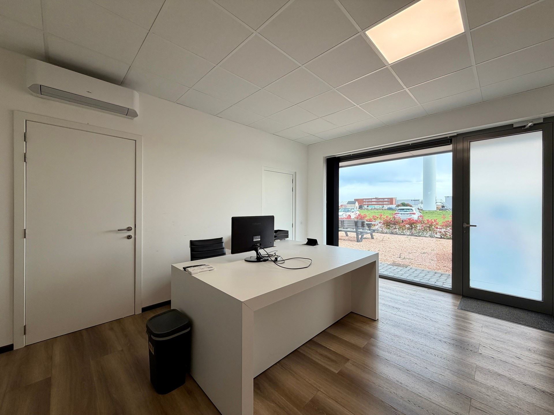 Commercial à vendre à Maasmechelen - photo 5