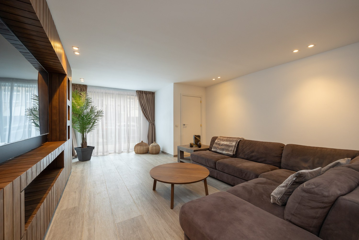 Stijlvol gerenoveerde woning in het hart van ’s-Gravenwezel – 4 slp – 4 badkamers - foto 5