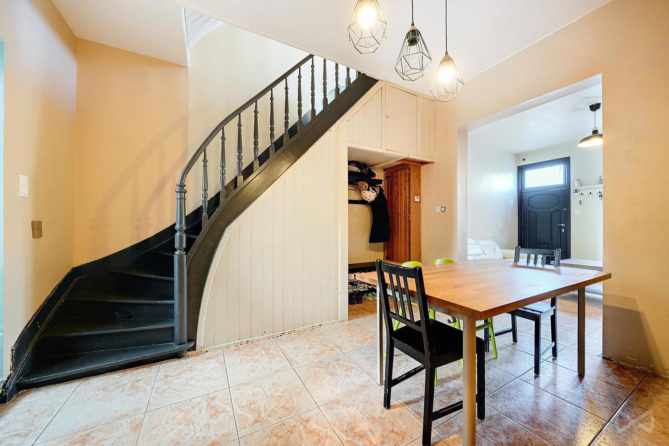 Huis met 4 slaapkamers + grote tuin!!! - foto 5