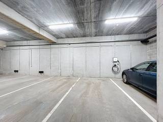 Te huur: staanplaats in ondergrondse garage in Vilvoorde, gelegen aan de Maria-Theresialaan, nabij park en water.Deze recente garage (bouwjaar 2023)...