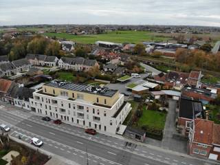 TIJDELIJKE ACTIE -3% OP DE VERKOOPPRIJZEN!!!Gelegen op het gelijkvloers van residentie "Margaux" vinden we dit lichtrijk appartement terug met 2...