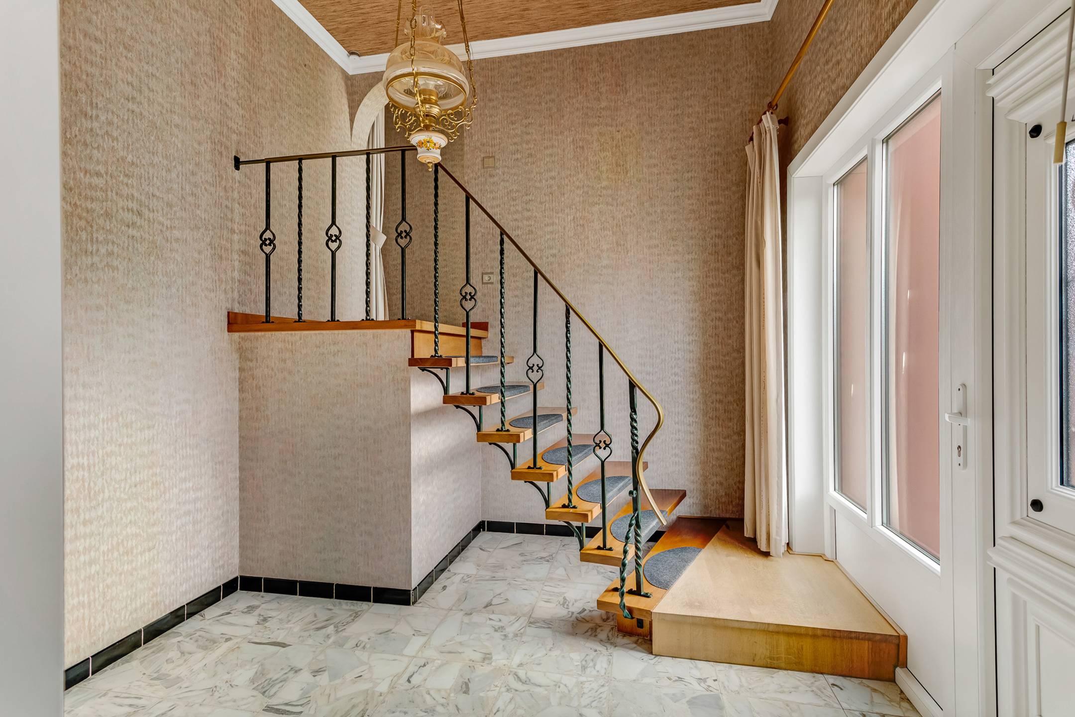 Charmante, landelijk gelegen woning met veel potentieel. - foto 4