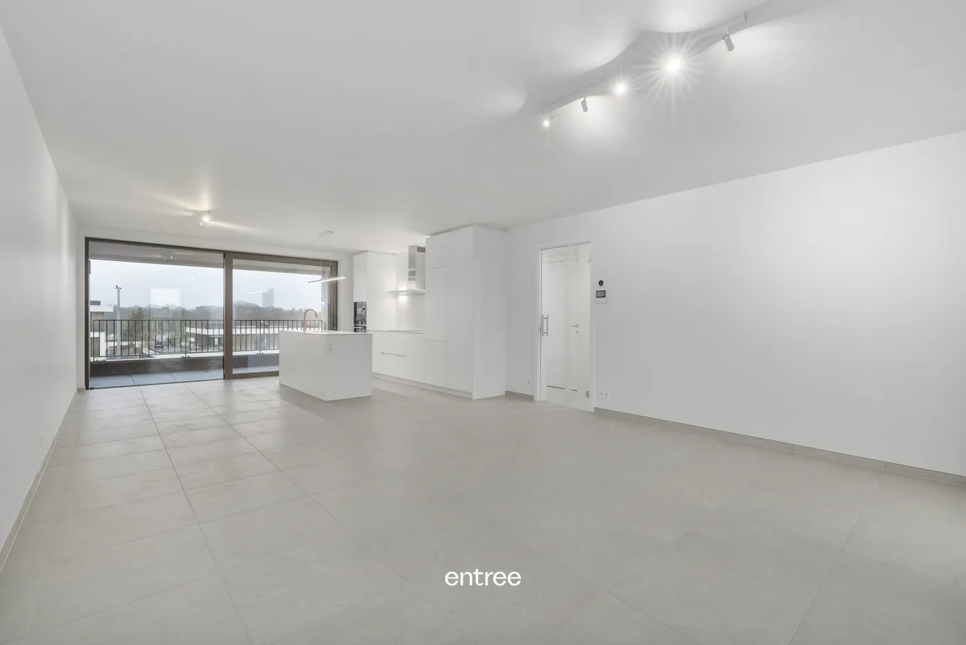 Prachtig hoekappartement met top verbindingen - foto 3