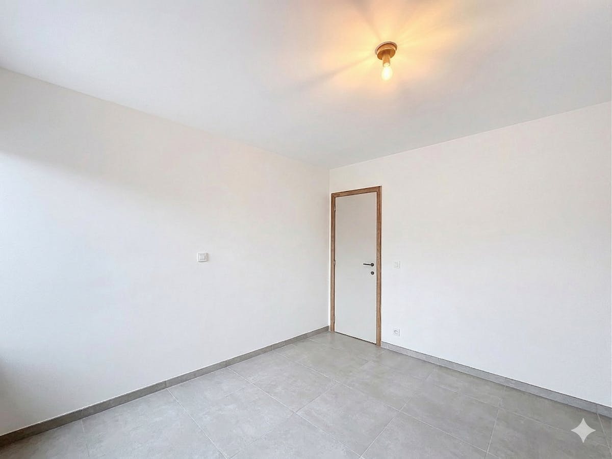 Appartement te huur in centrum Ieper - foto 5