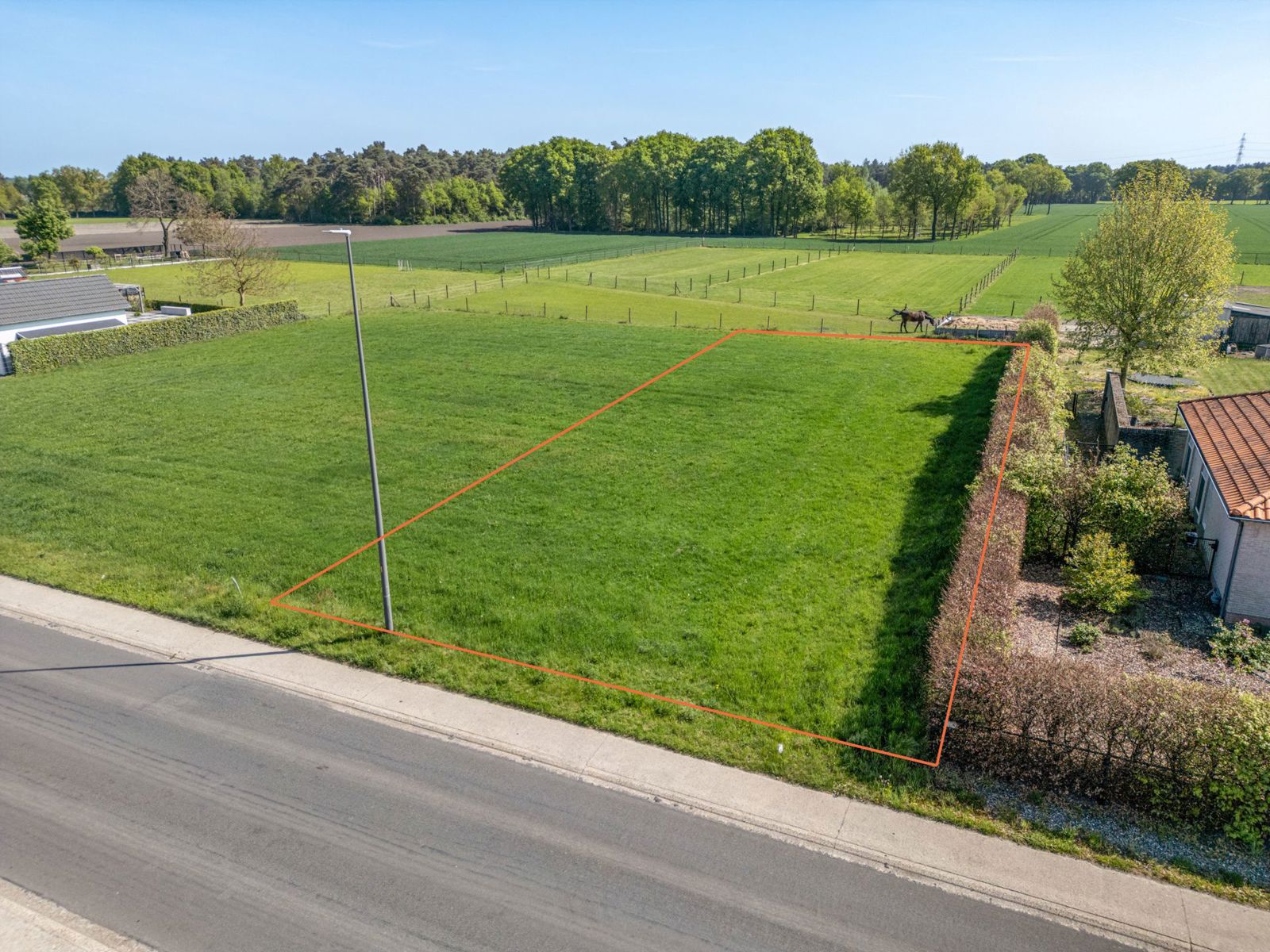 Bouwgrond van 900 m² met vrij uitzicht op agrarisch gebied - foto 3