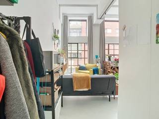 High ceilings, industrial flooring, and modern decor in a prime location? That’s what this trendy city loft with “big-city flair” has to offer!The...