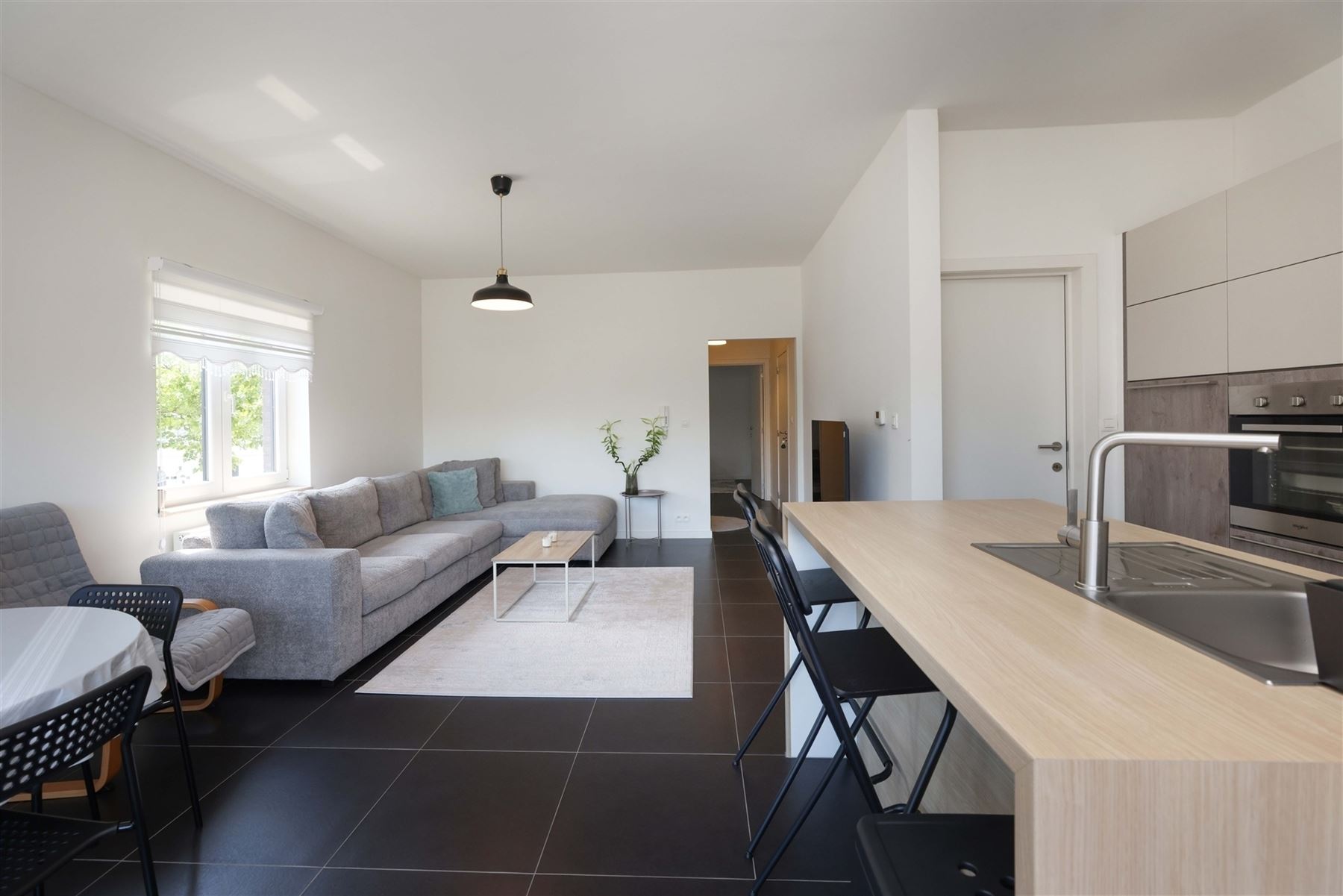 Energiezuinig modern appartement met ruim terras te Beringen - Opbrengsteigendom  - foto 3
