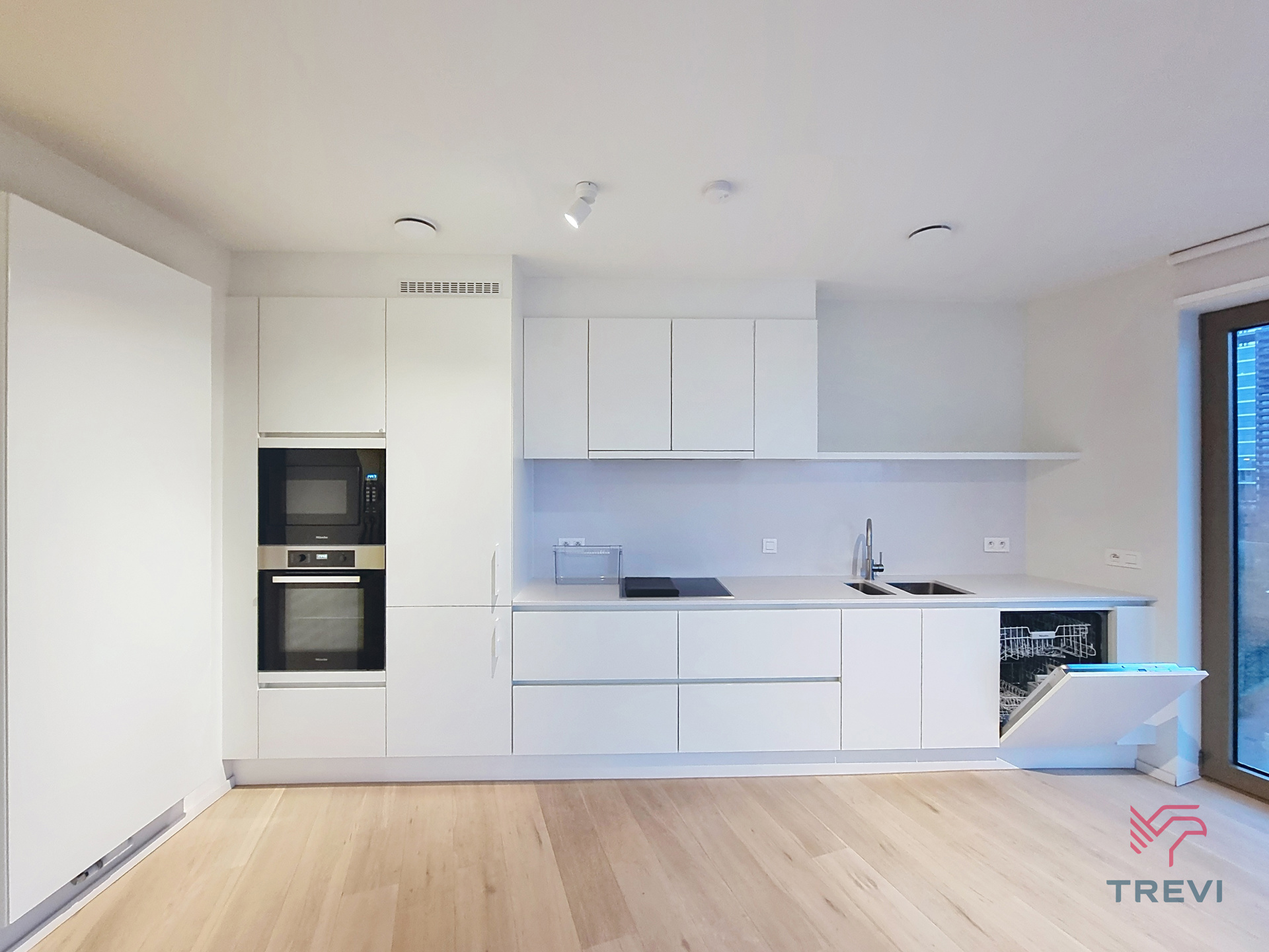 Appartement met 2 slaapkamers van ±90 m² in recent gebouw - foto 4