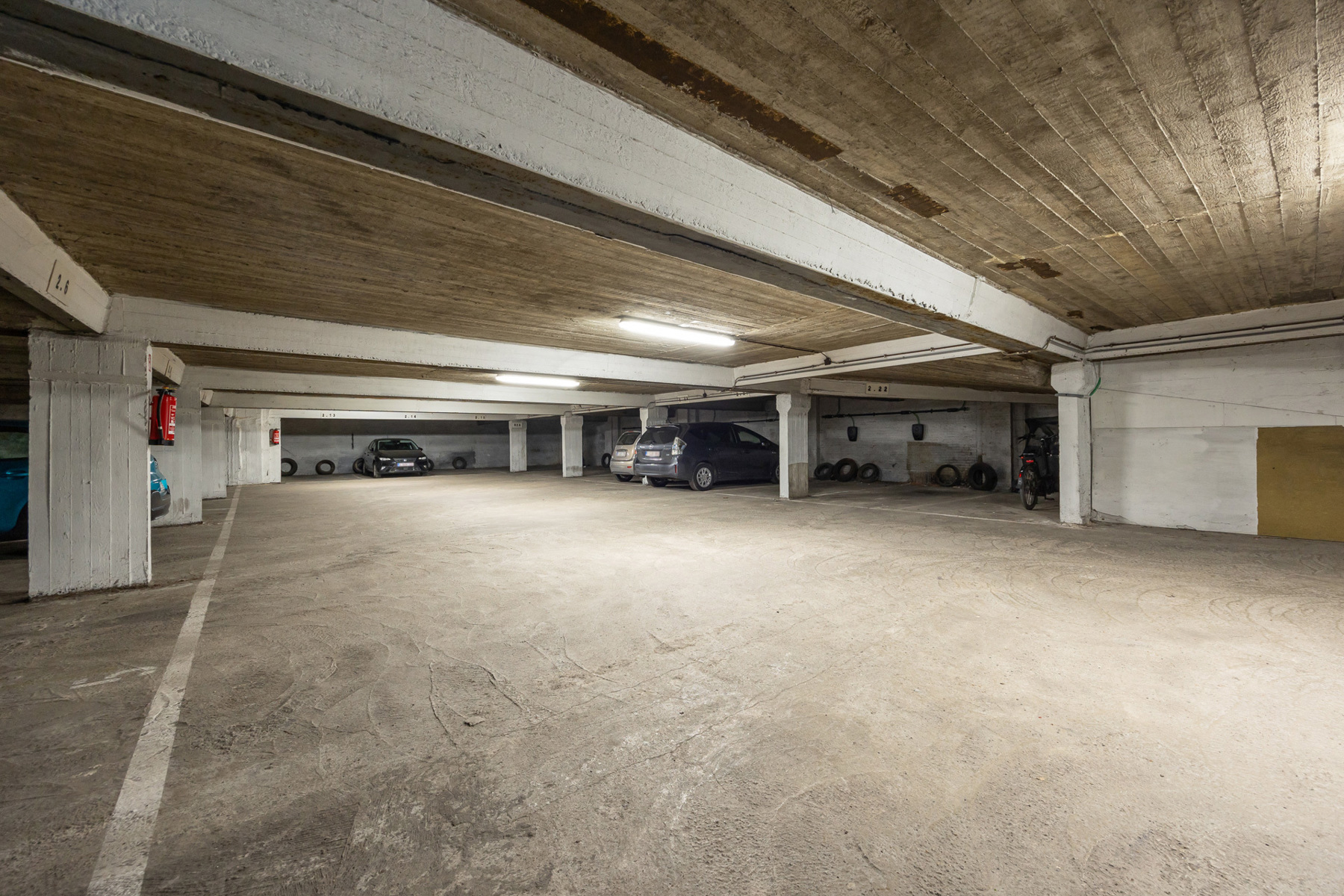 Garage for sale in Borgerhout - photo 2