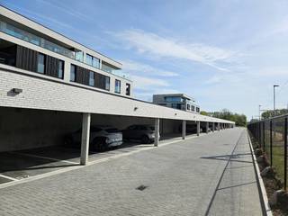 Carports te koop in centrum Vichte. Onmiddellijk beschikbaar!Oppervlakte carports: 16 m² - kostprijs carport: €7.500 excl. btwWens je een bezoek?...