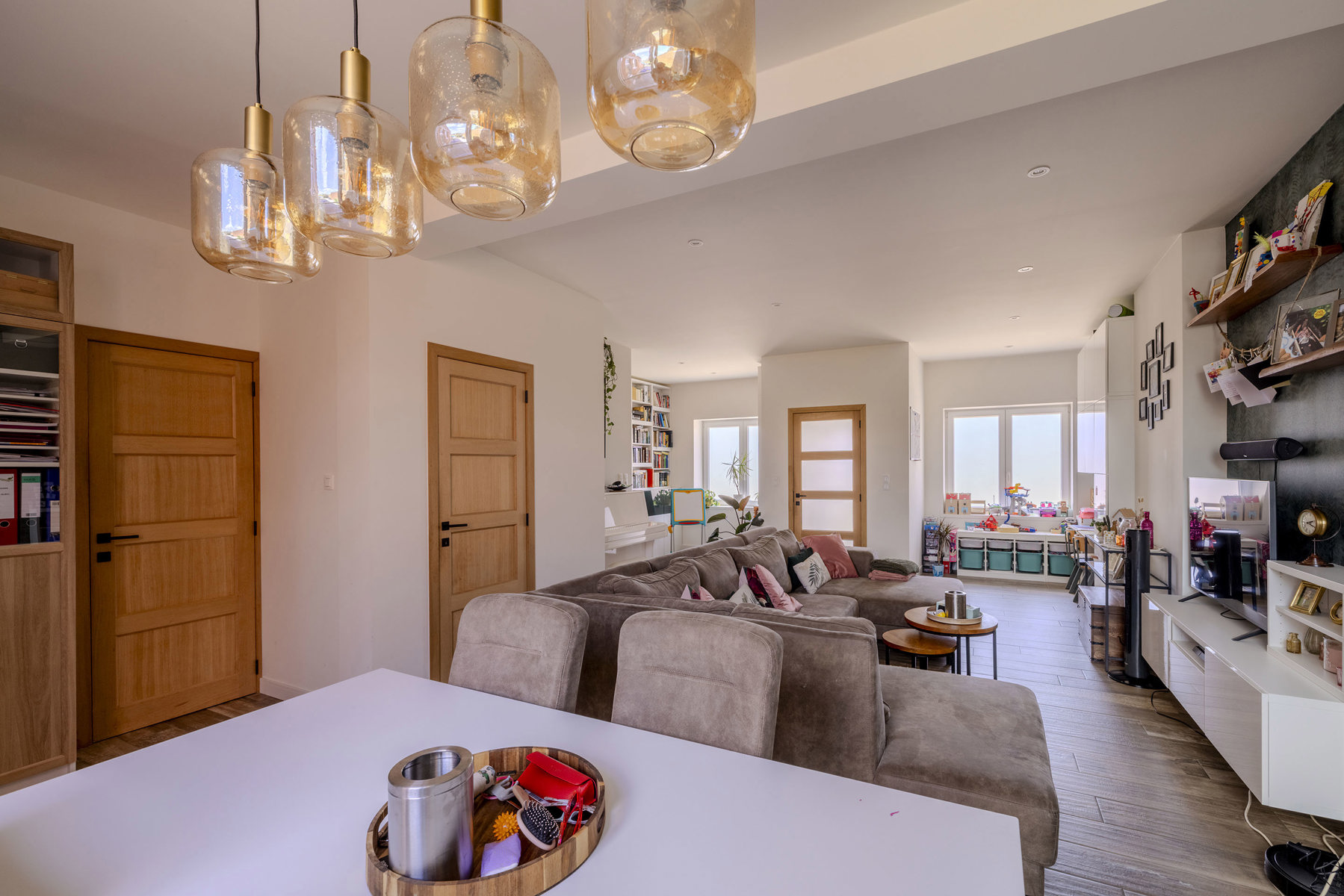 Gerenoveerde, energiezuinige woning met 3 slpks en tuin - foto 4