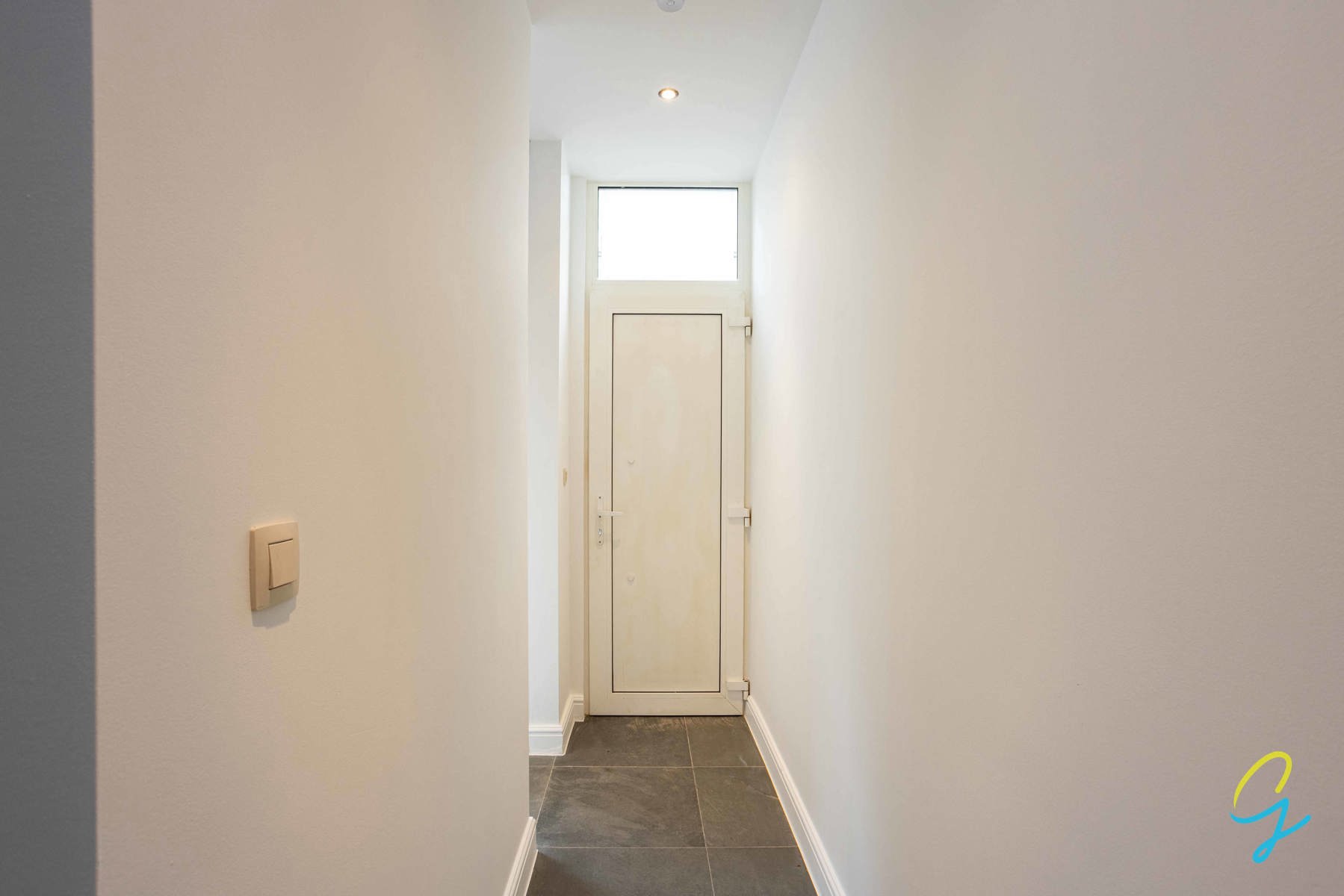 Charmante en instapklare woning in het hart van Eeklo - foto 3