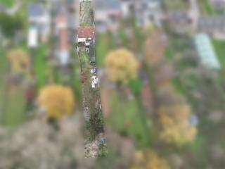 <p>Op een vlot bereikbare locatie langs de Noordlaan in Wetteren bevindt zich dit interessante perceel met een bestaand, te slopen pand. Een unieke opportuniteit voor wie op zoek is naar een grond met toekomstmogelijkheden.</p><p>De verdere ontwikkelingsmogelijkheden dienen afgetoetst te worden aan de geldende voorschriften en in overleg met de bevoegde instanties.</p><p>Op dit perceel is het toegelaten een gesloten bebouwing met wachtgevel op te richten.</p><p>Bent u op zoek naar een perceel met potentieel en een vlotte bereikbaarheid? Dan is dit een opportuniteit die zeker uw aandacht verdient.<br />Aarzel niet en contacteer ons vandaag nog.</p>