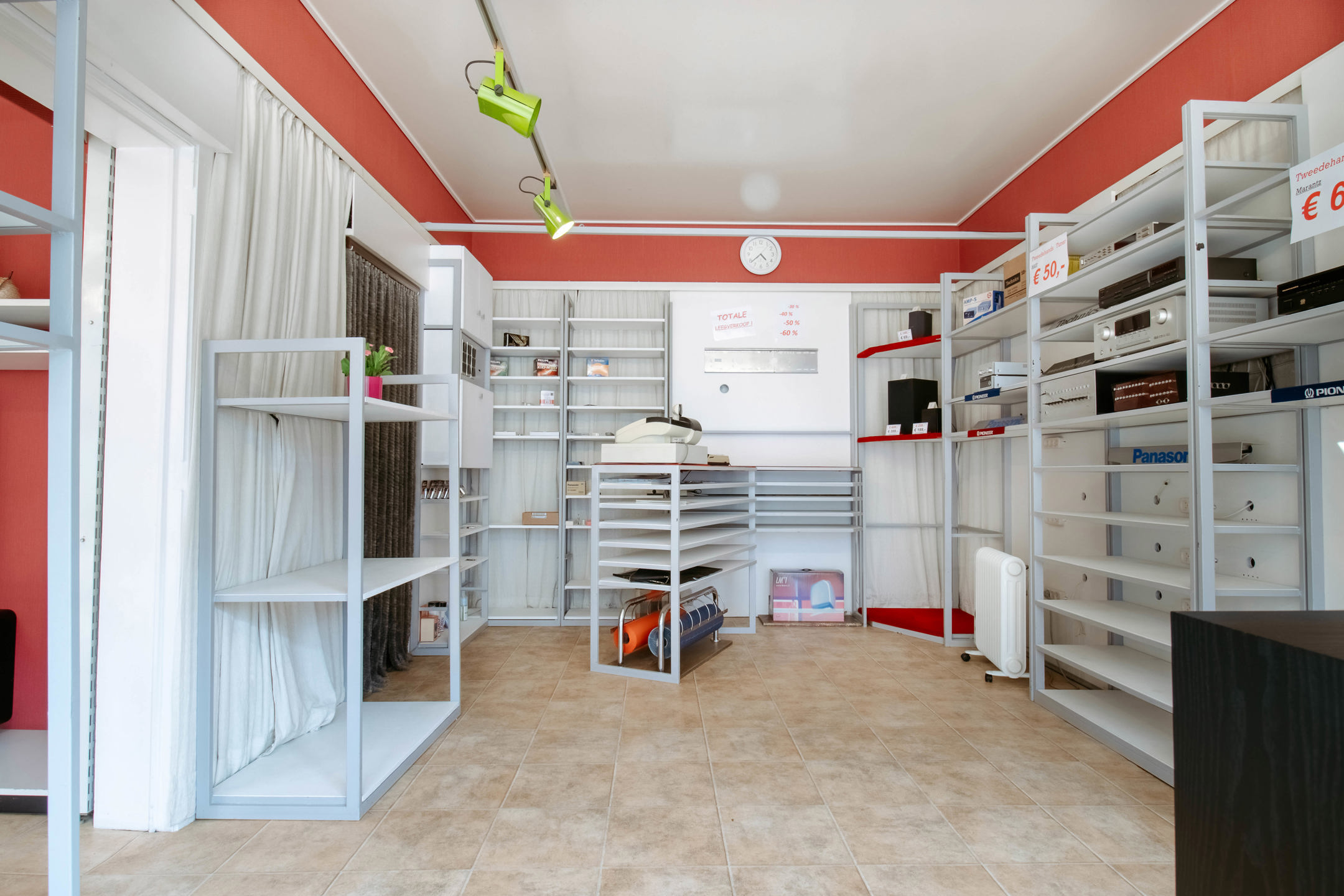 Te renoveren handelswoning in centrum Liedekerke - foto 4