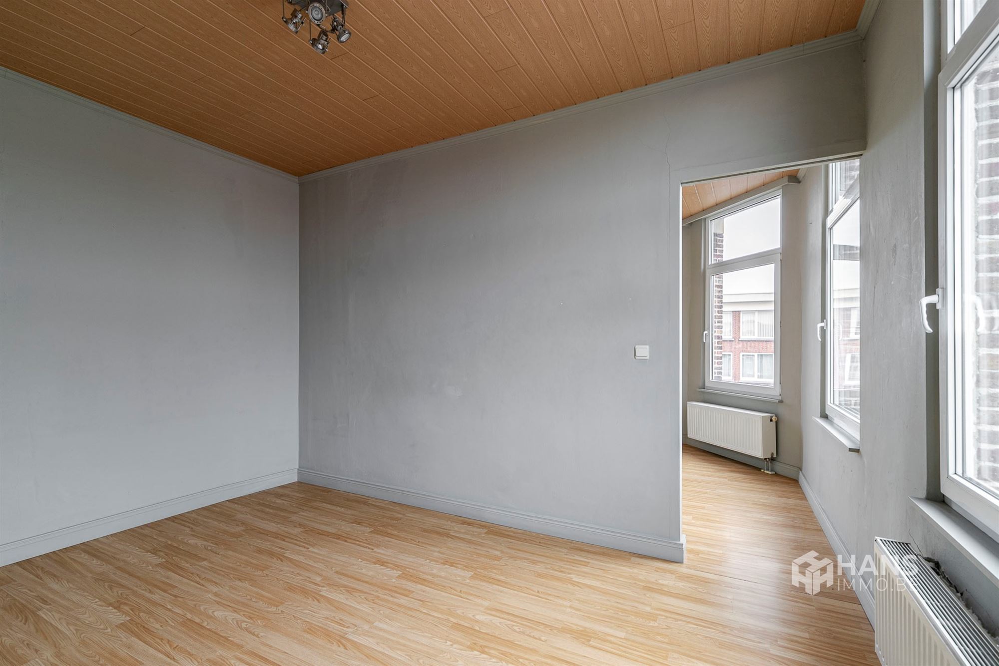 Immeuble de rapport avec 4 appartements (surface habitable totale env. 207 m²) - photo 5