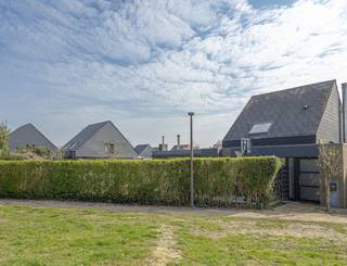 <p>In a quiet and green neighbourhood of Dilbeek, this well-maintained and move-in ready family home offers a living area of approximately 168m², four bedrooms, a sunny garden, terraces at the front and rear, and an included garage. The property combines a practical layout with quality finishes and an excellent location close to Dilbeek station, public transport, and easy connections to Brussels.</p><p>On the ground floor you will find an entrance hall with built-in storage, a bright living room with a wood-burning cassette, a fully fitted kitchen with all appliances, two bedrooms, a bathroom with double washbasin and bathtub including washer and dryer connections, a utility room, and a separate toilet. On the first floor there are two further bedrooms and a shower room. The attic, accessible from one of the first-floor bedrooms, offers flexible additional space for storage, a hobby room, home office, or extra bedroom.</p><p>Additional strengths include a favourable EPC certificate, solar panels, and a compliant electrical inspection. Contact us for more information or to arrange a viewing.</p>