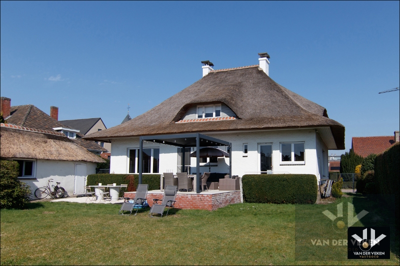 GROTENDEELS GERENOVEERDE GEZINSWONING - foto 5