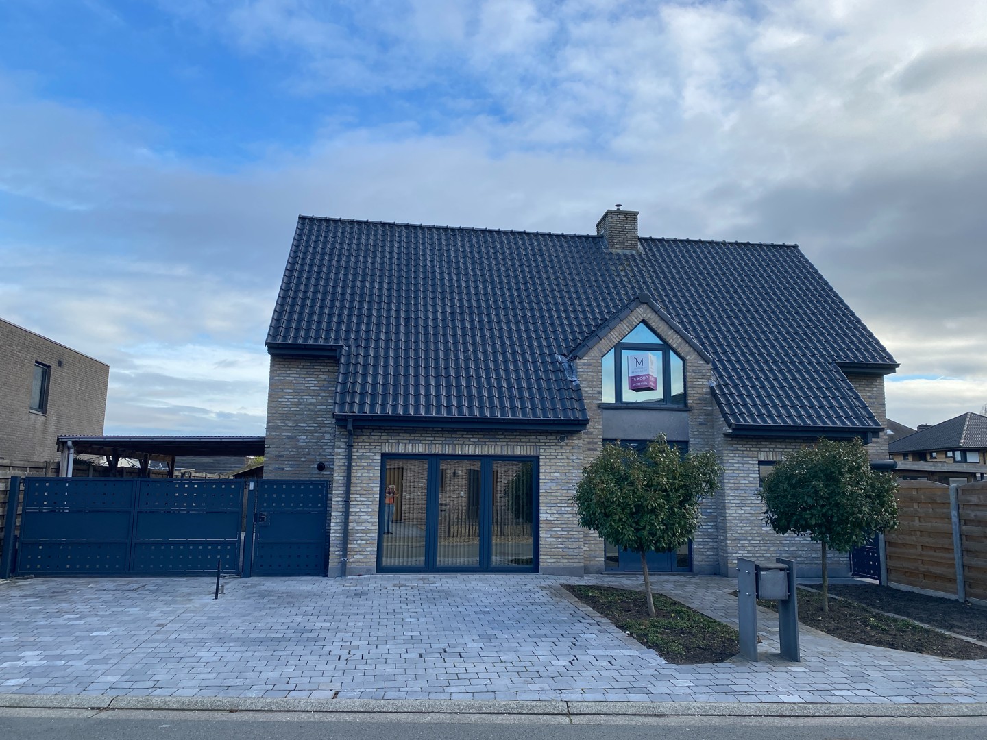 Ruime villa met tuin en zwembad op rustige ligging in Eeklo - foto 1