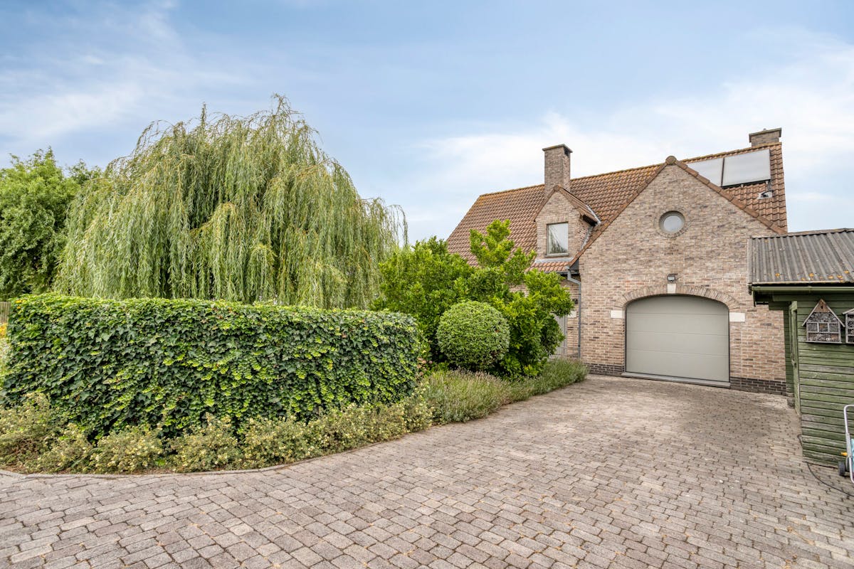 Villa for sale in a quiet location in Blankenberge  - photo 4