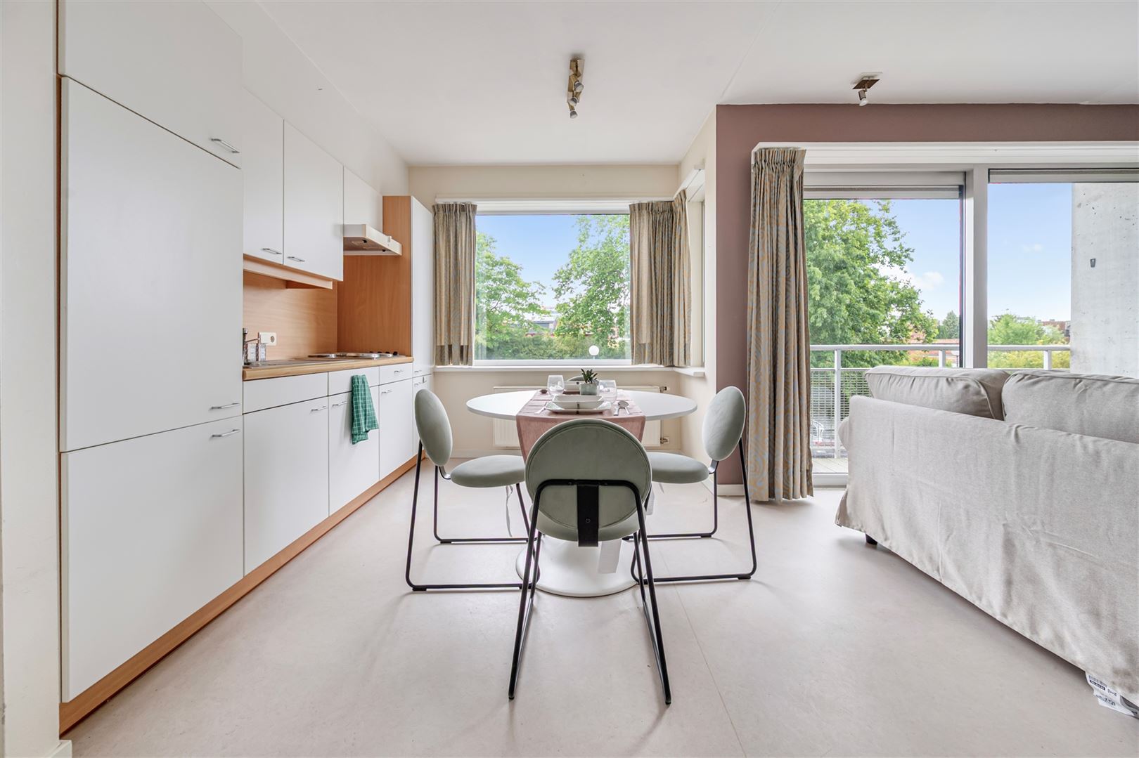 Goedgelegen aangename assistentiewoning nabij stadscentrum Sint-Niklaas - foto 3