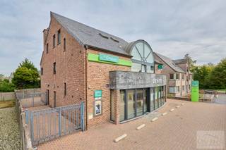 Commercial à vendre à Lommel