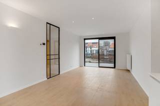 Dit nieuwbouwappartement is gelegen op de gelijkvloerse verdieping van een gezellige appartementsblok in Berendrecht. Winkels, scholen en het...