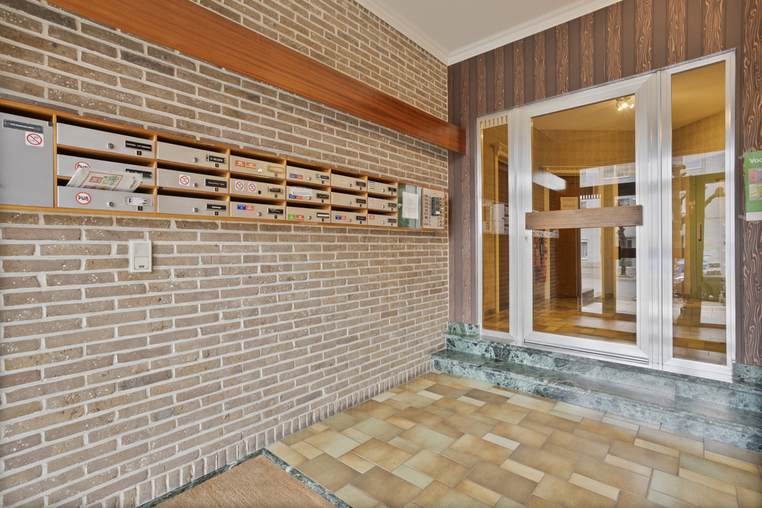 Apartment for sale in Zellik with 2 bedrooms - photo 2