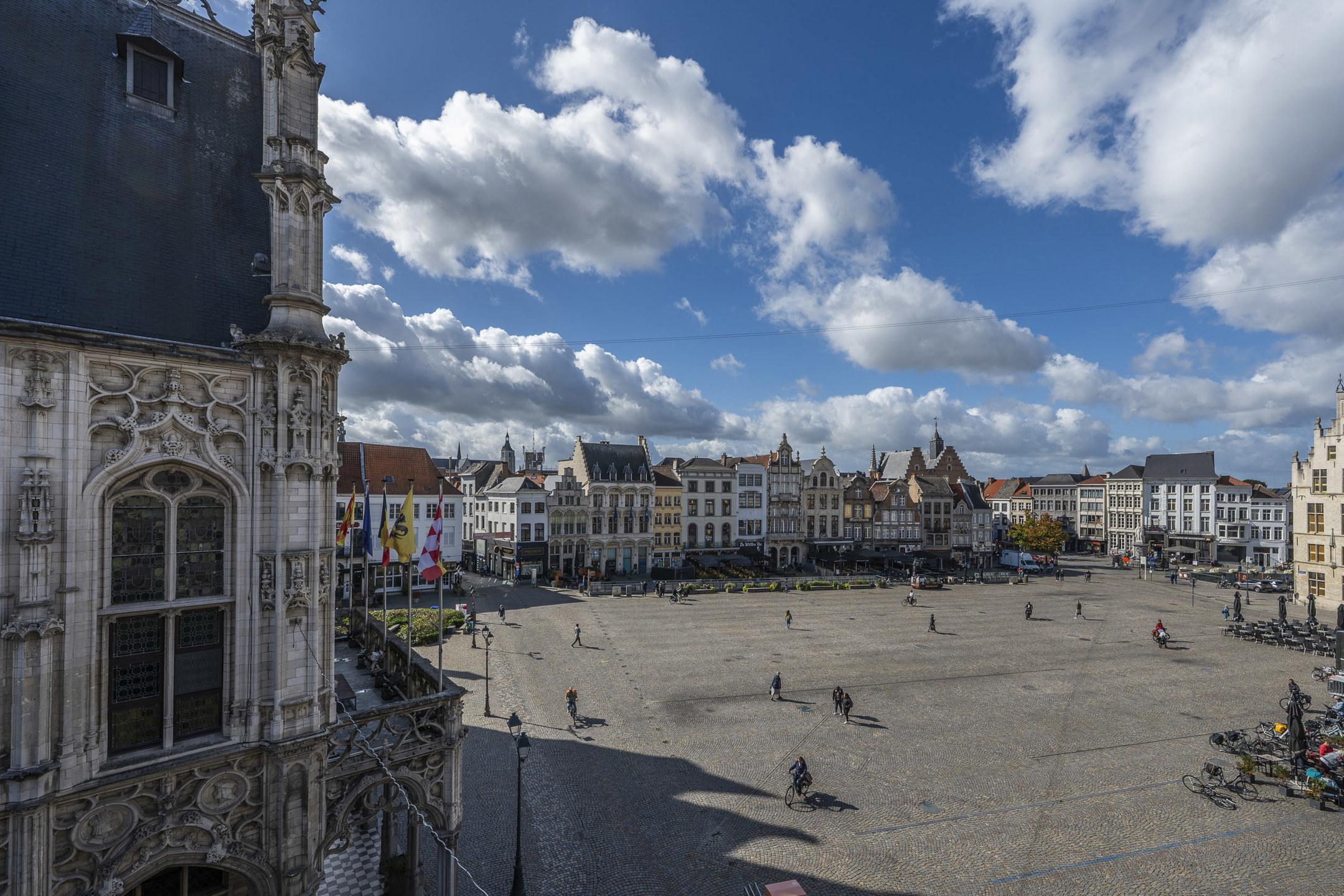 Huis te koop in Mechelen met 6 slaapkamers - foto 2