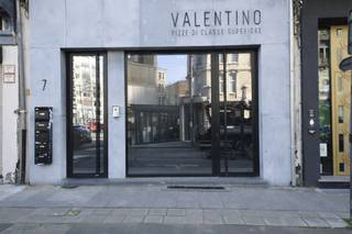 Deze veelzijdige commerciële ruimte, gelegen aan de levendige en drukbezochte Mechelsesteenweg, is uitermate geschikt voor diverse...