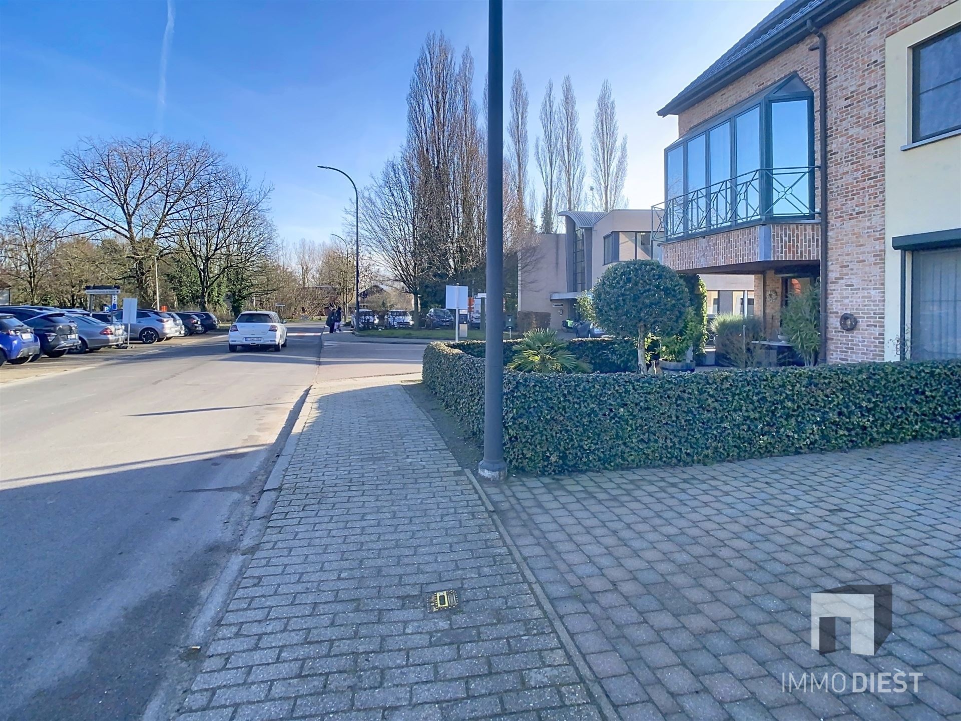 Topligging: gelijkvloers appartement mét garage en kelder - foto 4