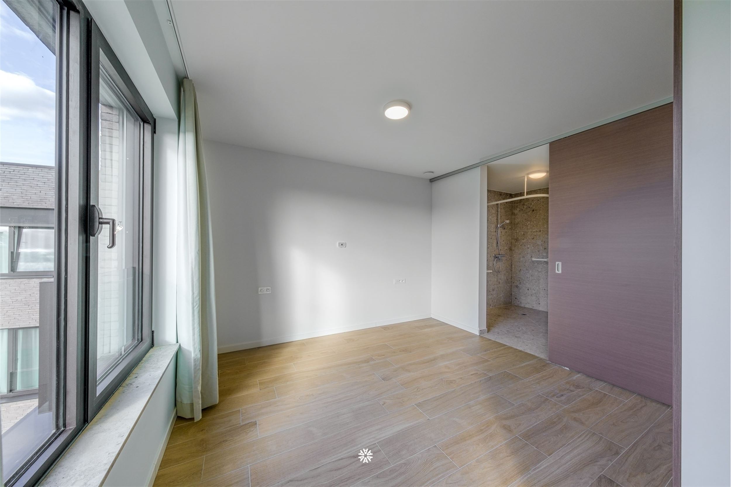 Lichtrijke en nieuwe assistentiewoning met één slaapkamer te koop te Rupelmonde - foto 4