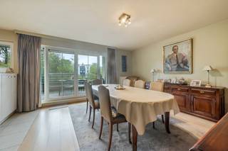 strong>Instapklaar appartement met 2 terrassen en ondergrondse staanplaats nabij het centrum van Sint-NiklaasGelegen op een uitstekende locatie,...