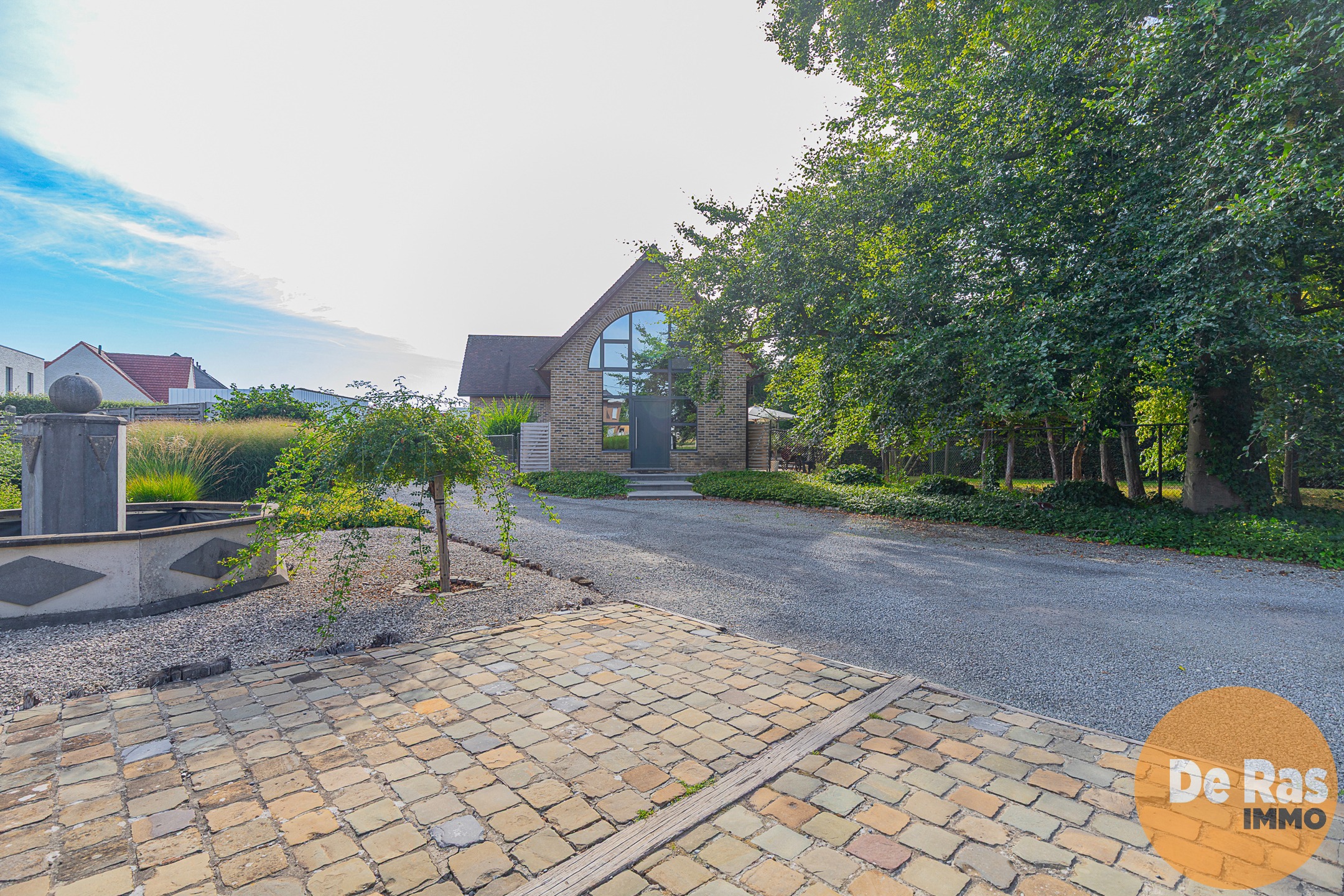 HERZELE – Villa met multifunctionele loods - foto 4