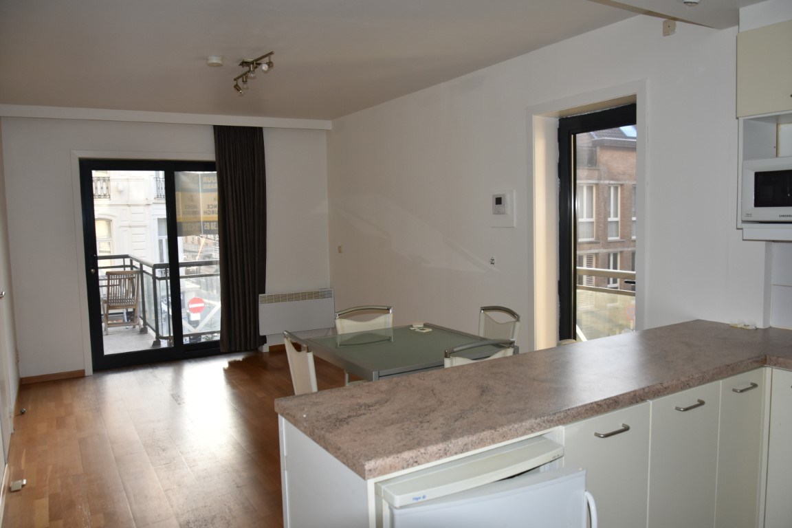 Centraal gelegen appartement met 2 slaapkamers - foto 4