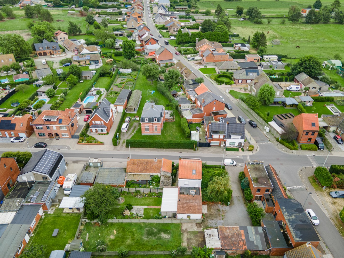 Centraal gelegen bouwgrond van 600m² in centrum van Zandvliet - foto 4