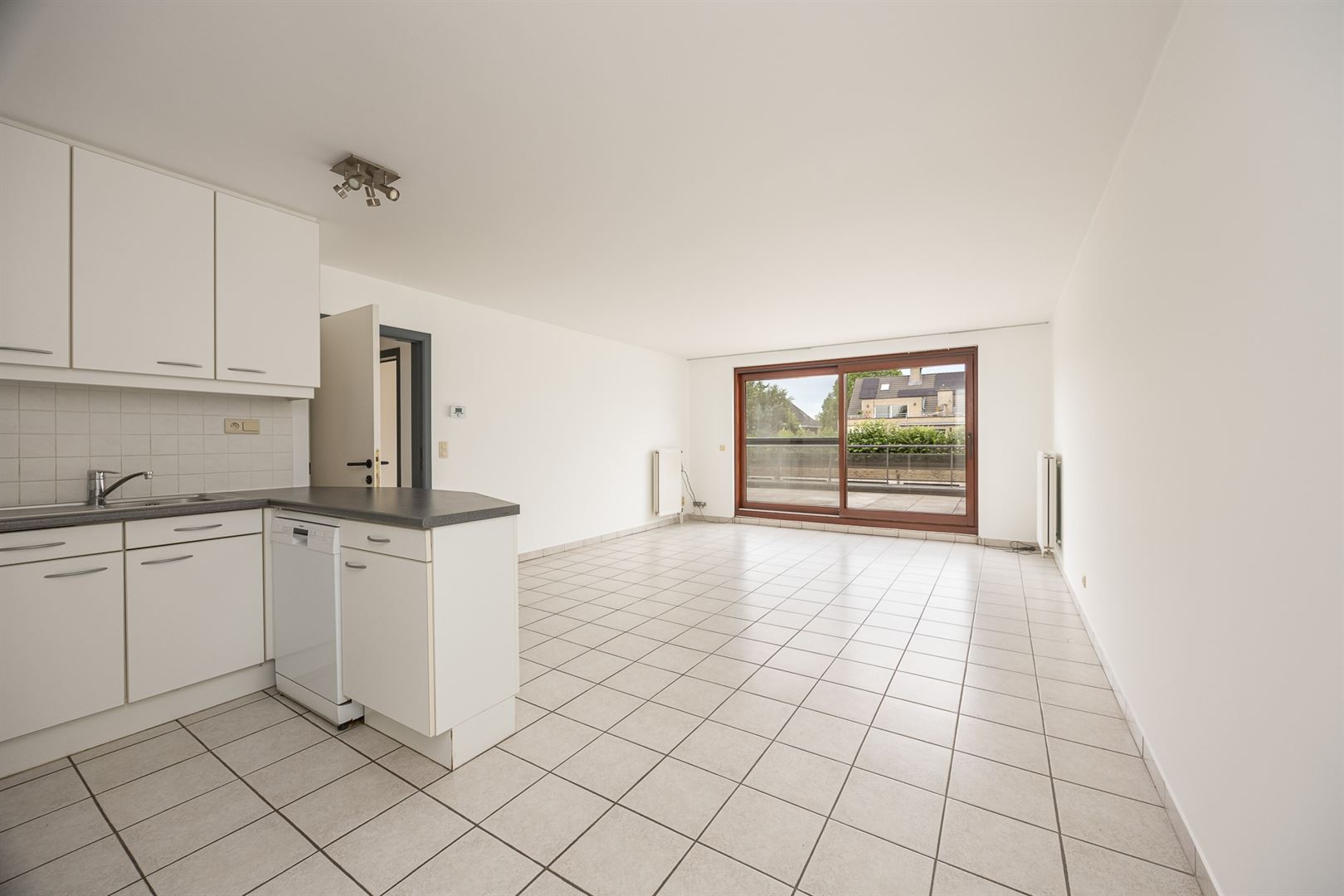 Zonnig appartement ca. 72m2 met 2 SLK en riant terras - foto 5