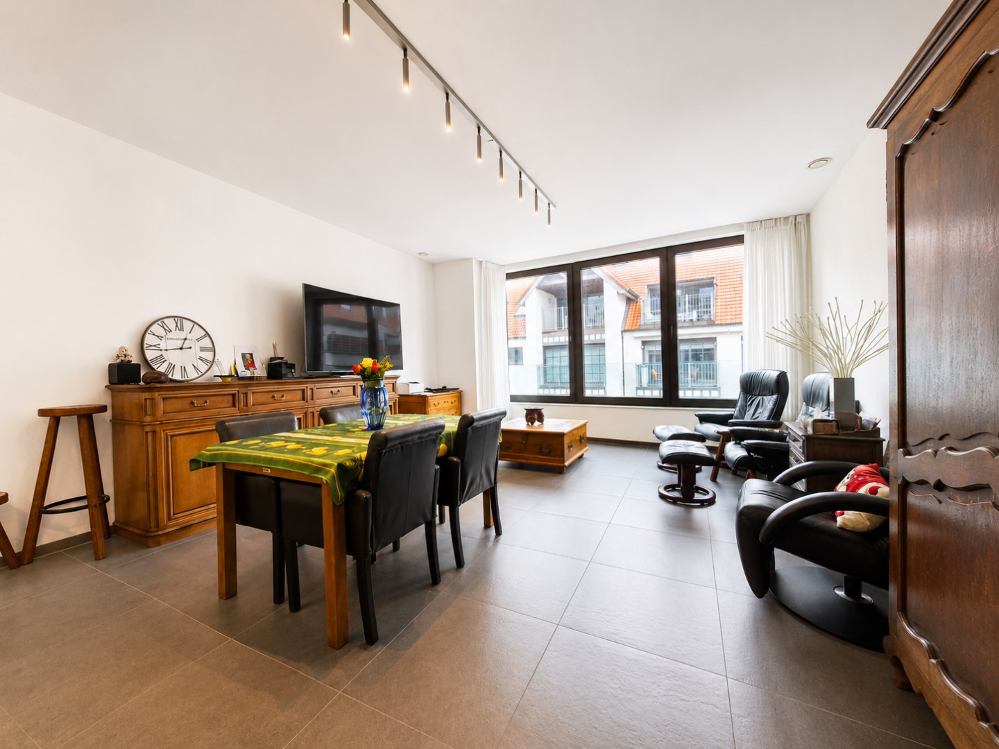 Appartement récent avec 2 chambres à coucher dans un emplacement de premier choix en plein cœur de Knokke. - photo 4