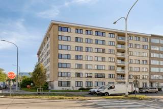 Ben je op zoek naar een instapklaar appartement aan de rand van Brussel ? Zoek niet verder, dit appartement is ideaal voor een eerste aankoop of als investeringspand.<br /><br />Indeling:<br />- Inkomhal<br />- Leefruimte<br />- Keuken<br />- Badkamer<br />- Apart toilet<br />- Slaapkamer<br /><br />Troeven:<br />- Aangenaam terras<br />- Kelder/ opbergruimte inclusief in de prijs<br />- Dichtgelegen bij de oprit van de autostrade, zonder hier geluidsoverlast van te hebben<br /><br />Ben je benieuwd naar dit appartement? Om een bezoek in te plannen kan u contact opnemen met Mitch via mitch.goossens@albert.immo of op het nummer 0470/36 11 85.<br /><br />Bij Albert kom je thuis!