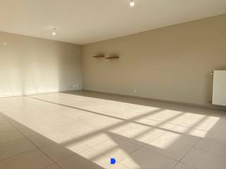 Ruim appartement op de 1ste verdieping van Residentie Zuidkant met 2 slaapkamers, terras en ondergrondse  garage. Het appartement werd recent...