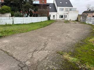 Deze goed gelegen bouwgrond bevindt zich in het centrum van Paal en betreft een halfopen bouwperceel. Alle belangrijke voorzieningen, zoals de...