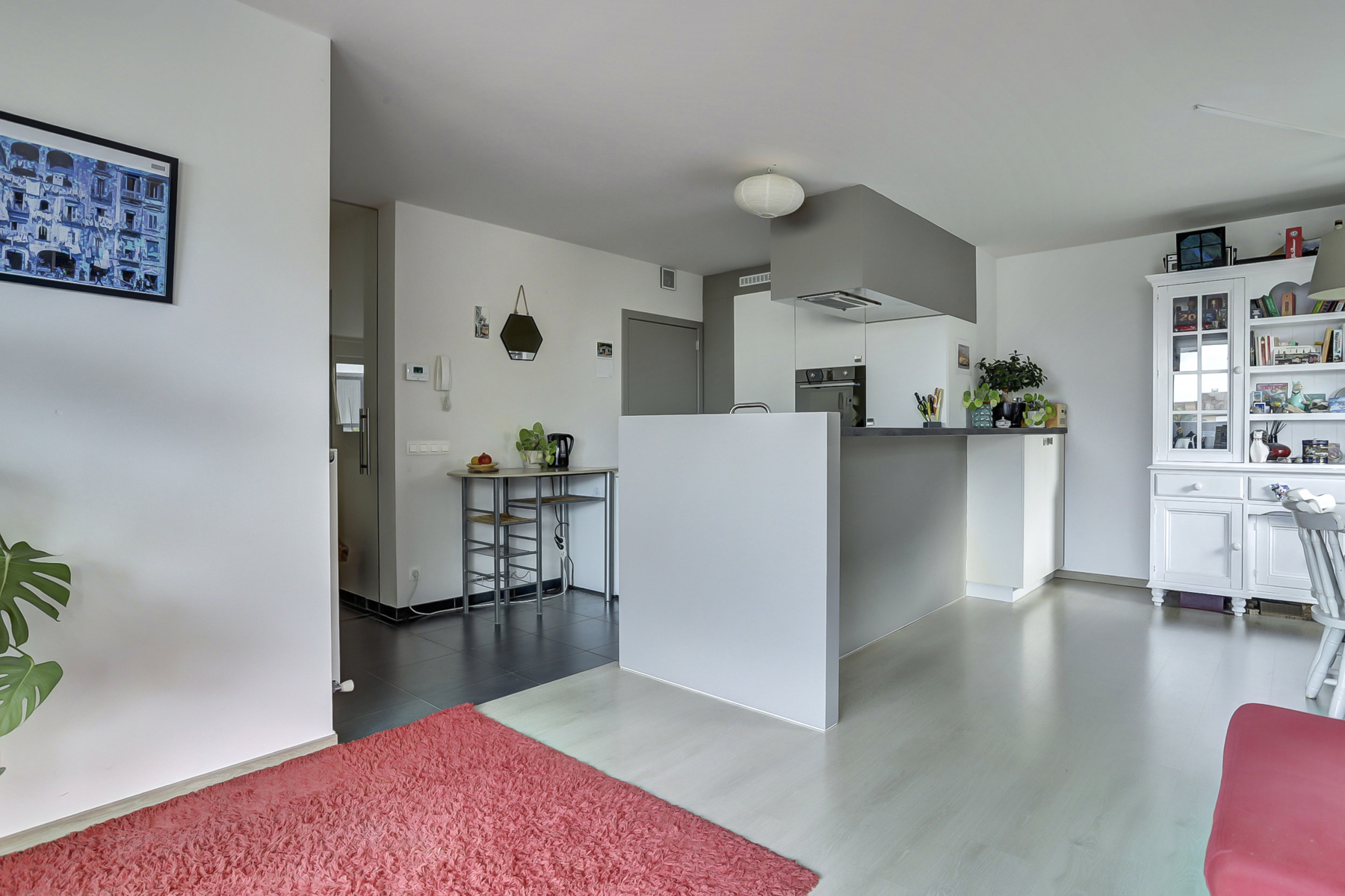 Modern &amp; lichtrijk appartement met terras, 2 slaapkamers en garagebox in Minderhout (Hoogstraten)! - foto 4