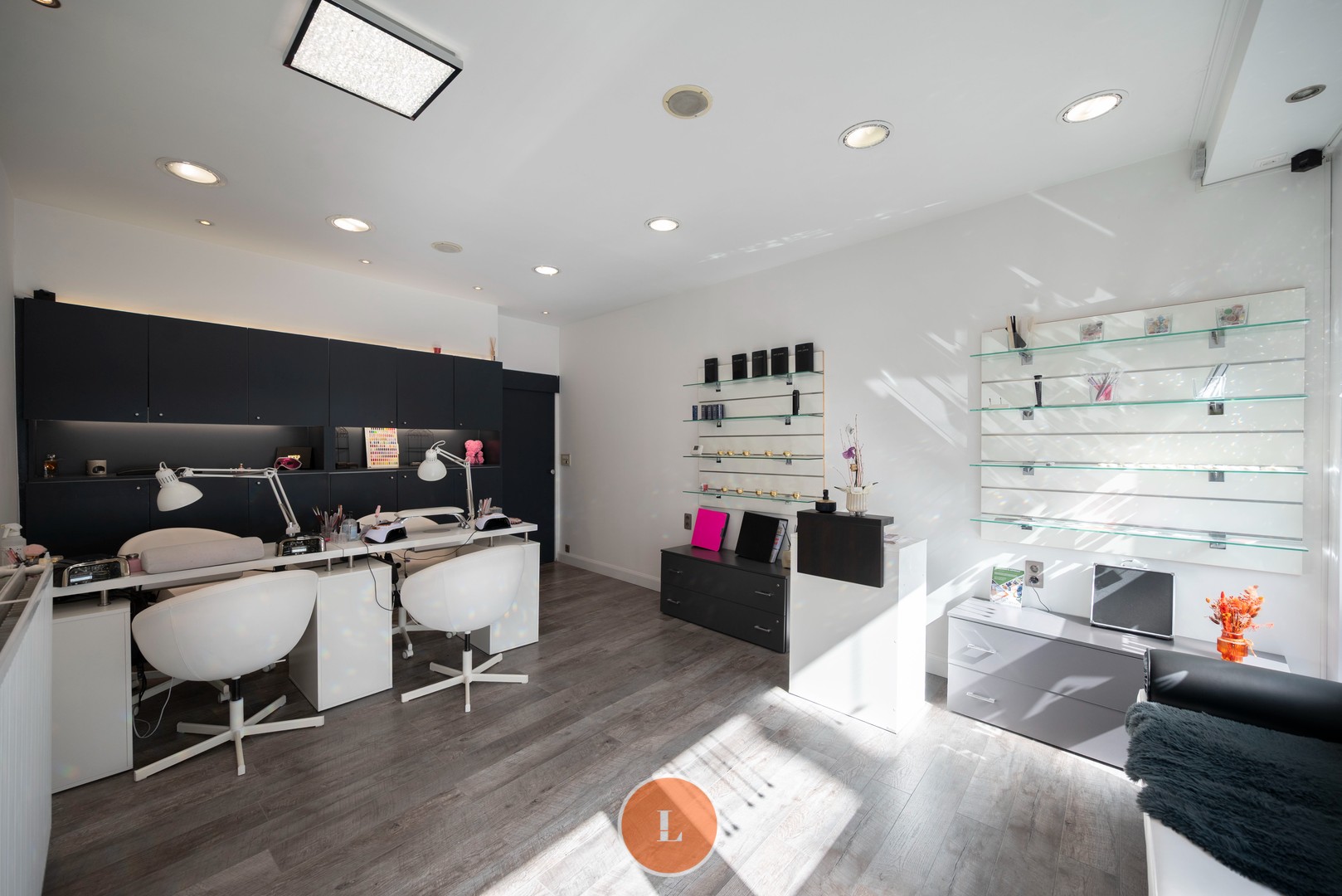 Te koop handelspand met woonst centrum Menen - foto 1