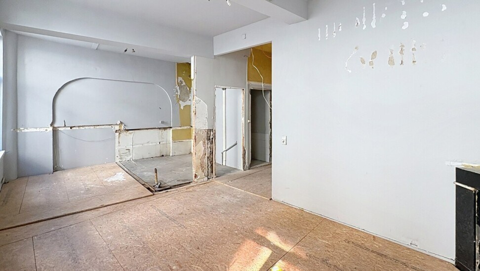 Jezuïtenrui 4 - Volledig te renoveren handelshuis in historisch stadscentrum - foto 4